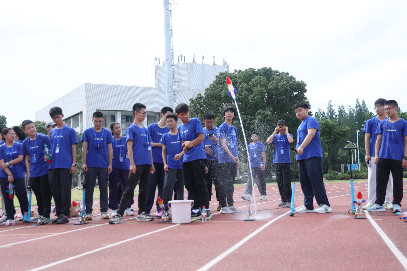 登峰计划-登峰平台-大学实验室开放活动-2024暑期登峰计划大学实验室开放活动-登峰计划大中衔接拔尖创新人才培养-线上研学营-线下研学营-上海交通大学未来工程师线下研学营