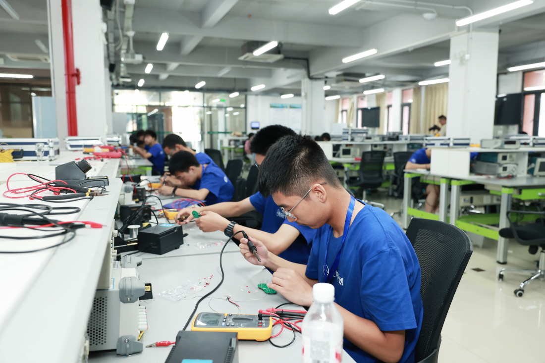 登峰计划-登峰平台-登峰计划大学实验室开放活动-北京登峰数智研究院-2026寒假登峰活动