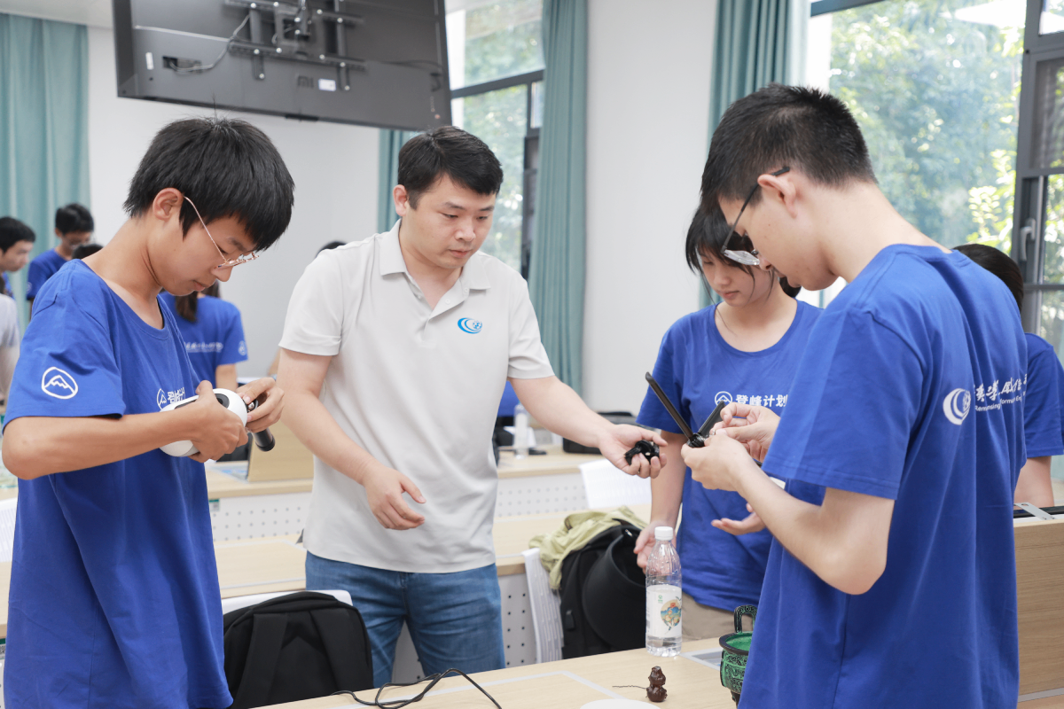 登峰计划-登峰平台-登峰计划大学实验室开放活动-北京登峰数智研究院-2026寒假登峰活动