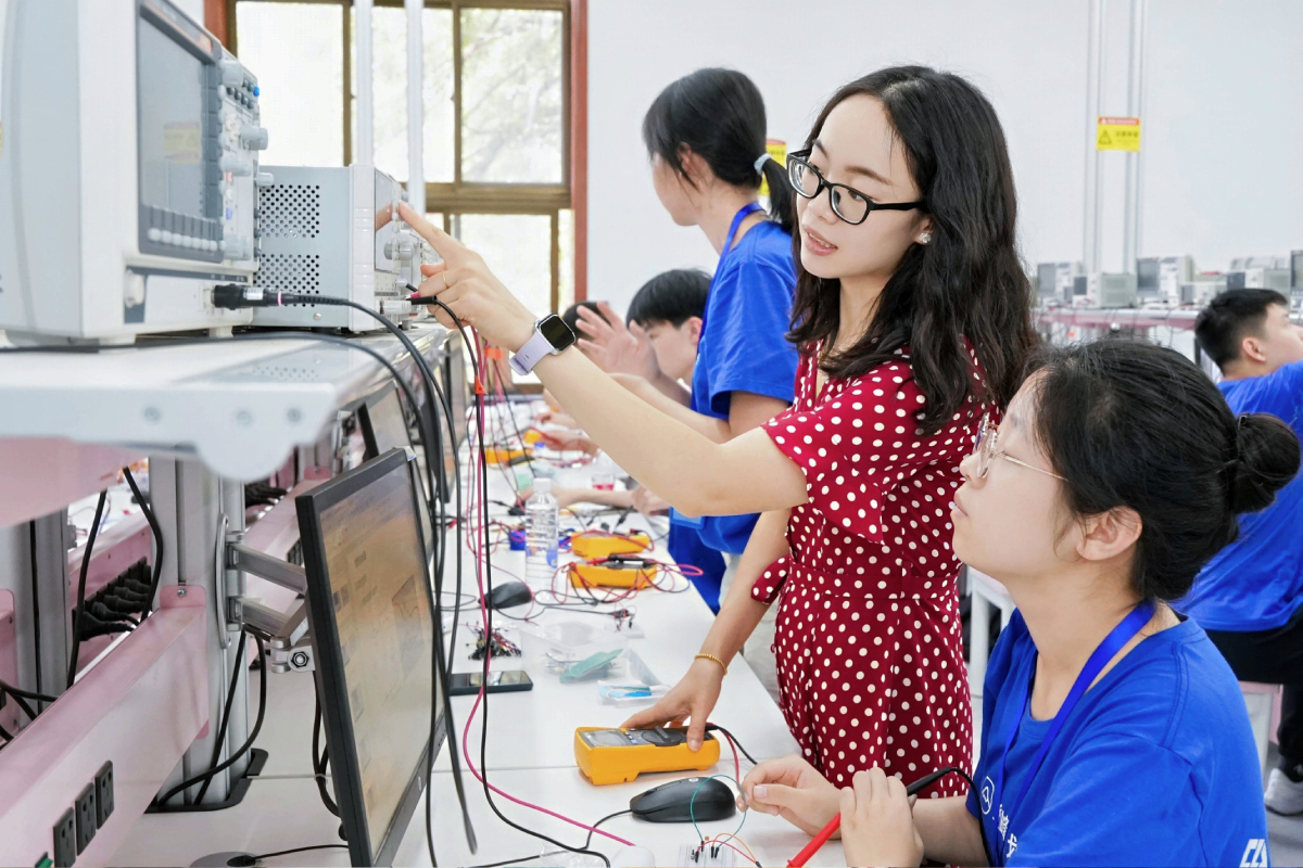 登峰计划-登峰平台-登峰计划大学实验室开放活动-北京登峰数智研究院-2026寒假登峰活动